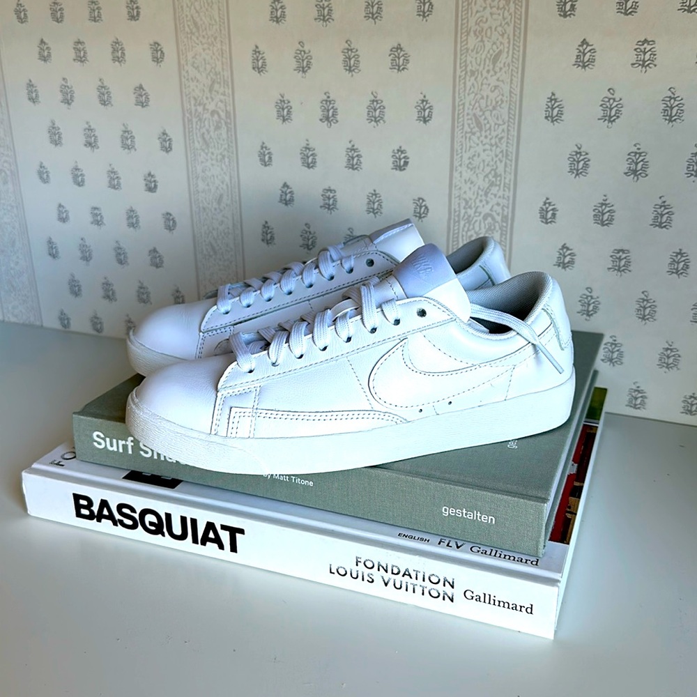 NEW White Nike Blazer Low size 7